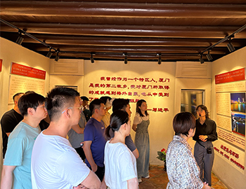 触摸革命记忆，传承红色基因